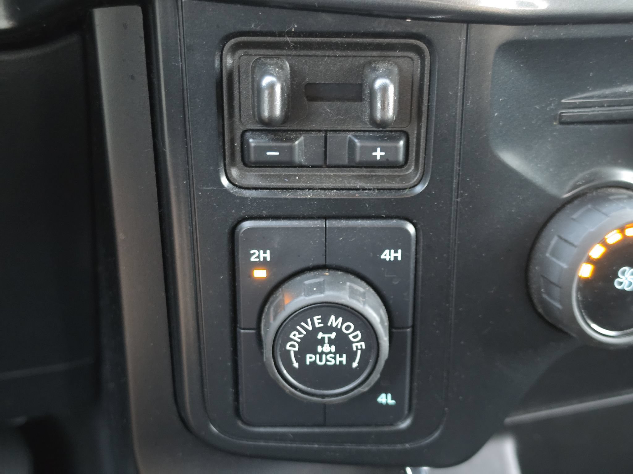 Used 2024 Ford F150 STX AWD/4WD image 21