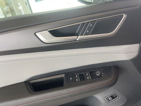 New 2026 Volkswagen Atlas Peak Edition image 7