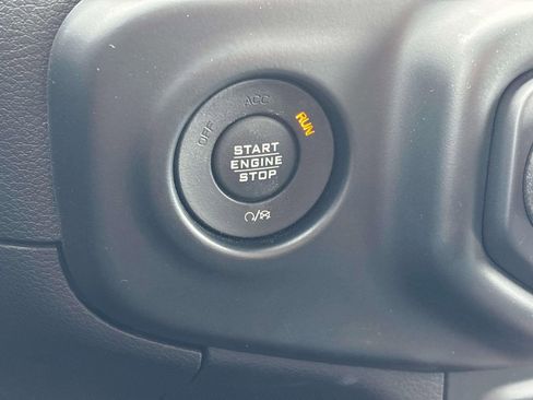 Certified 2020 Jeep Wrangler Unlimited Rubicon w/ Dual Top Group image 23