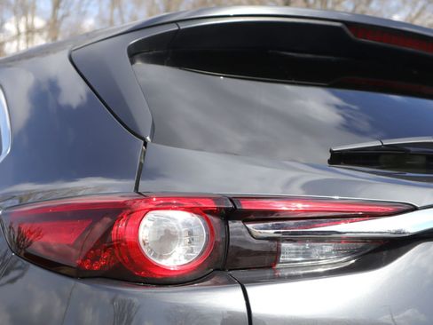 Certified 2023 MAZDA CX-9 Touring image 33