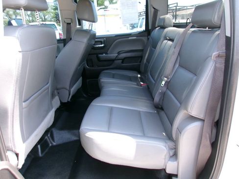 Used 2017 Chevrolet Silverado 2500 W/T AWD/4WD image 11
