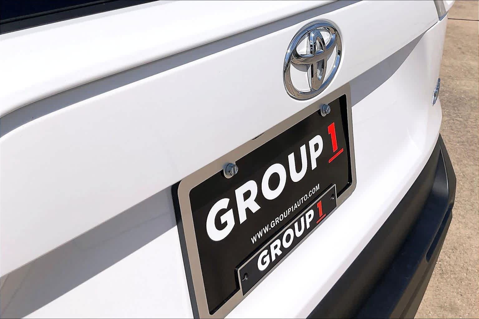 Used 2025 Toyota RAV4 XLE FWD image 26