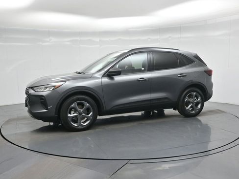 Used 2025 Ford Escape ST-Line w/ Equipment Group 301A image 30