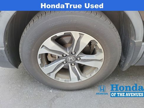Used 2019 Honda CR-V LX image 5