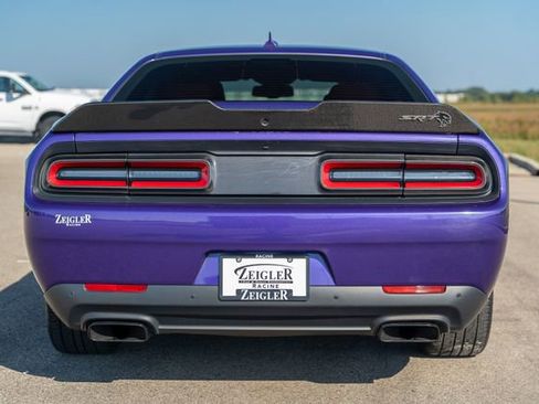 Used 2016 Dodge Challenger SRT Hellcat image 6