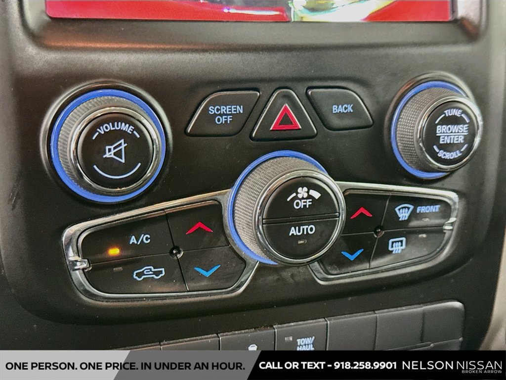 Used 2019 RAM 1500 Classic SLT w/ Luxury Group AWD/4WD image 15