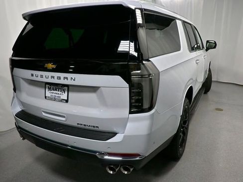 New 2026 Chevrolet Suburban Premier AWD/4WD image 4