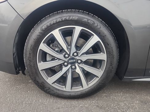 Used 2019 Lincoln Continental Premiere image 11