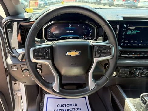 Used 2024 Chevrolet Silverado 1500 LTZ w/ LTZ Convenience Package II AWD/4WD image 15