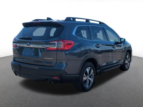 Used 2023 Subaru Ascent Premium w/ Convenience Package AWD/4WD image 6