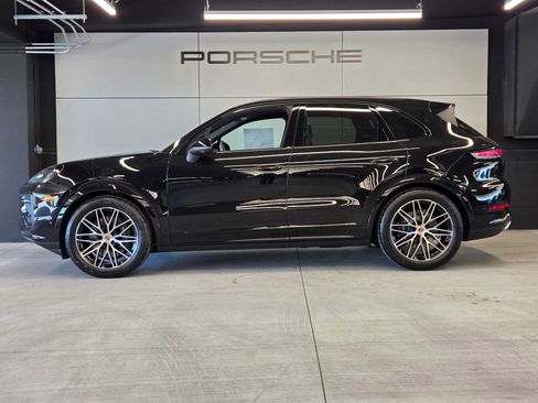 New 2026 Porsche Cayenne AWD/4WD image 2