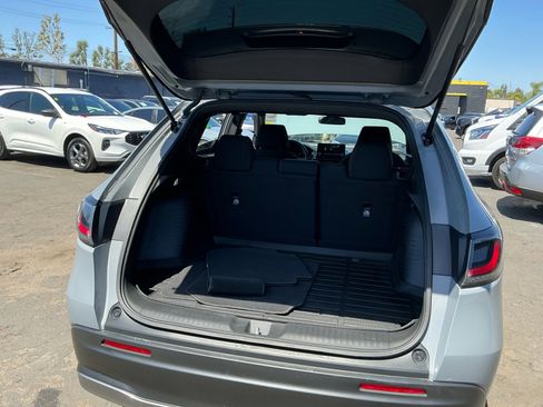 Used 2025 Honda HR-V Sport image 26