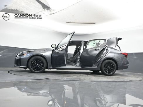 New 2025 Nissan Altima 2.5 SV w/ SV Special Edition Package FWD image 25