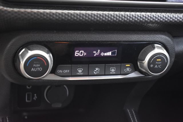 Used 2018 Nissan Kicks SV FWD image 26