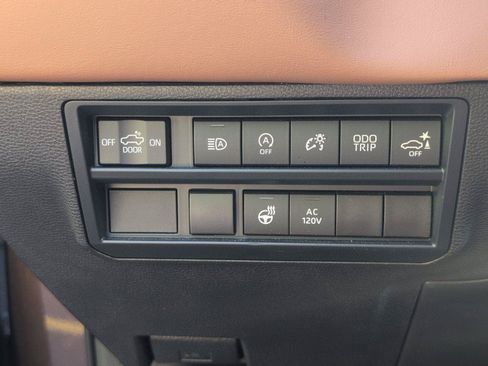 Used 2025 Toyota Tundra 1794 Edition AWD/4WD image 33