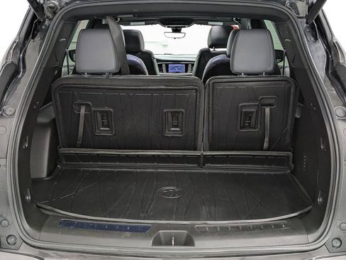 Used 2023 Buick Enclave Premium w/ Experience Buick Package AWD/4WD image 18