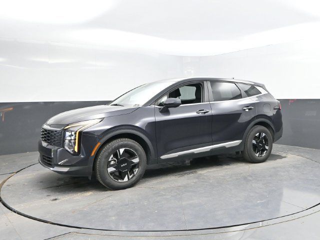 Used 2026 Kia Sportage LX AWD/4WD image 7
