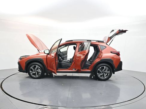 Used 2025 Subaru Crosstrek 2.5i Premium AWD/4WD image 36
