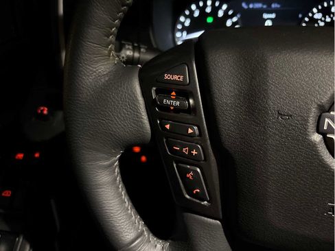 Used 2024 Nissan Frontier SL w/ Technology Package image 18