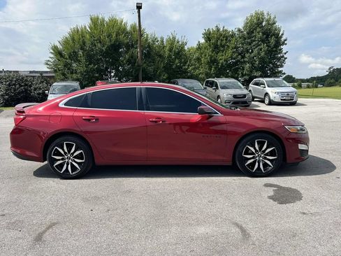 Used 2020 Chevrolet Malibu RS FWD image 2