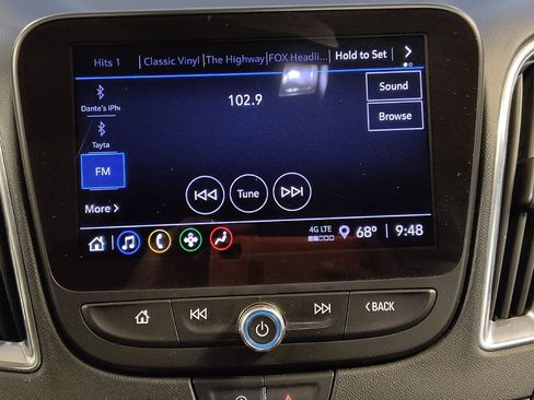 Used 2021 Chevrolet Malibu LT FWD image 25