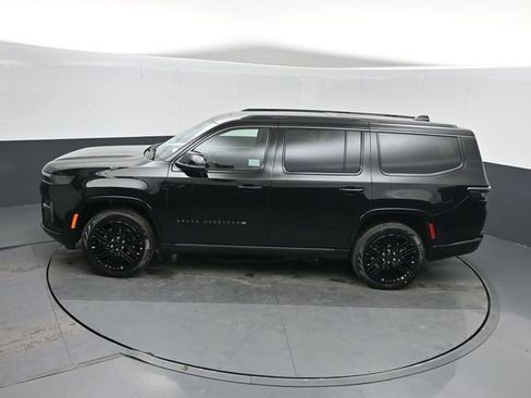 New 2026 Jeep Grand Wagoneer Limited AWD/4WD image 36