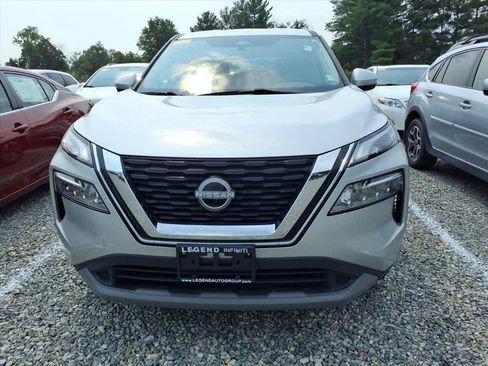 Used 2023 Nissan Rogue SV AWD/4WD image 6