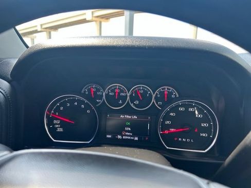 Used 2020 Chevrolet Silverado 1500 LT AWD/4WD image 22