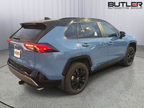 Certified 2025 Toyota RAV4 XSE w/ Weather Package AWD/4WD image 6