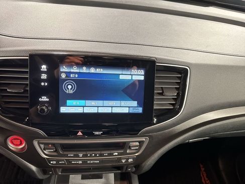 Certified 2022 Honda Passport TrailSport image 24