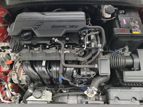 Used 2021 Hyundai Elantra Limited FWD image 30