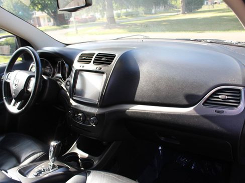 Used 2016 Dodge Journey Crossroad AWD/4WD image 42
