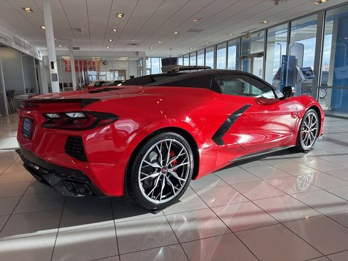 New 2026 Chevrolet Corvette Stingray Preferred Conv image 3