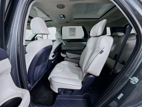 Used 2025 Hyundai Palisade Calligraphy AWD/4WD image 26