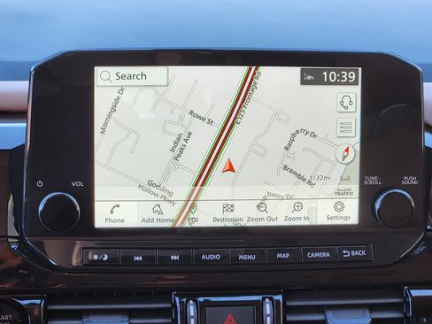 Used 2025 Nissan Pathfinder Platinum image 29