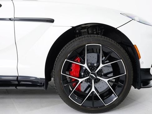 Used 2024 Aston Martin DBX 707 AWD/4WD image 16