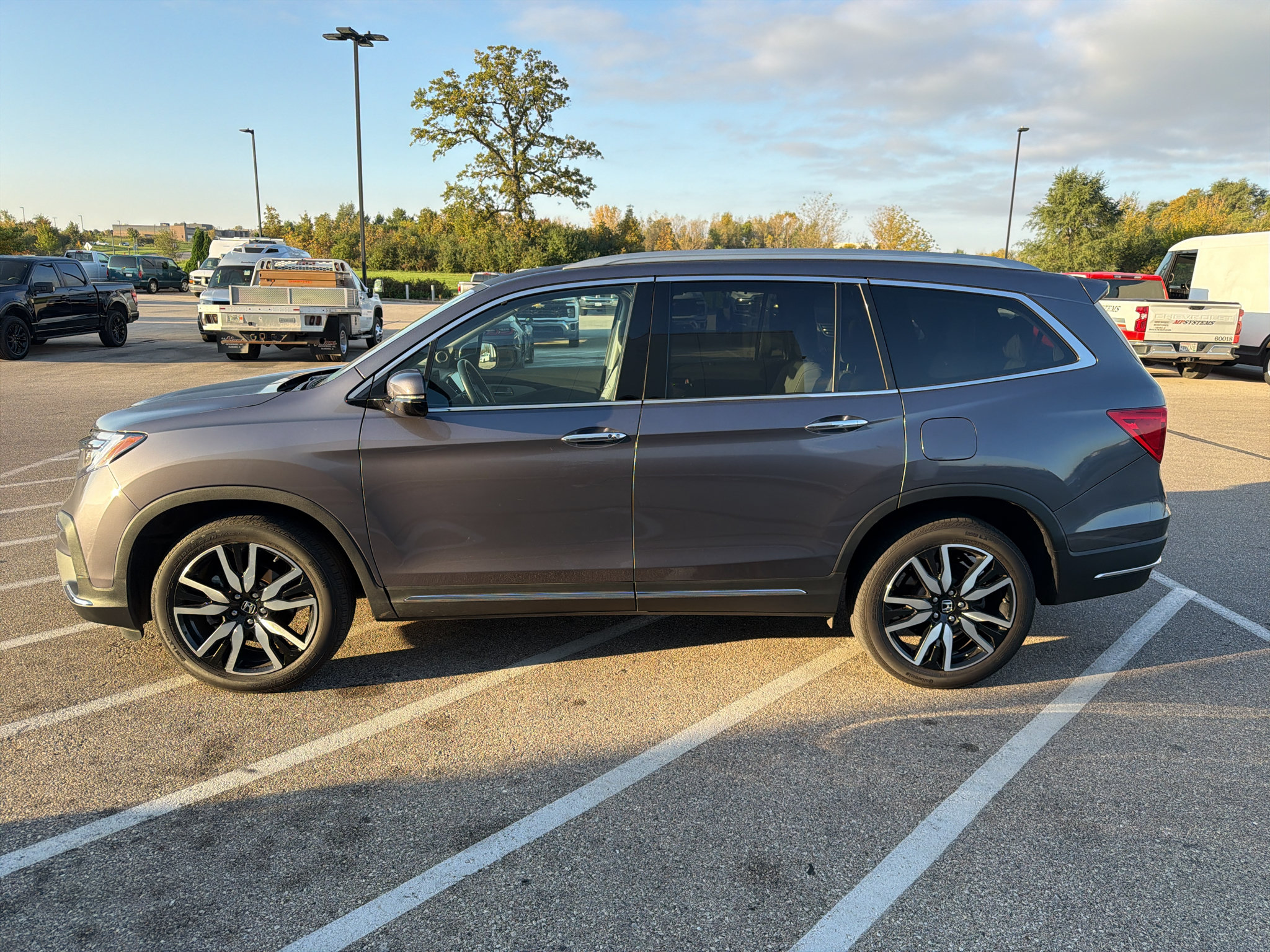 Used 2021 Honda Pilot Touring image 2
