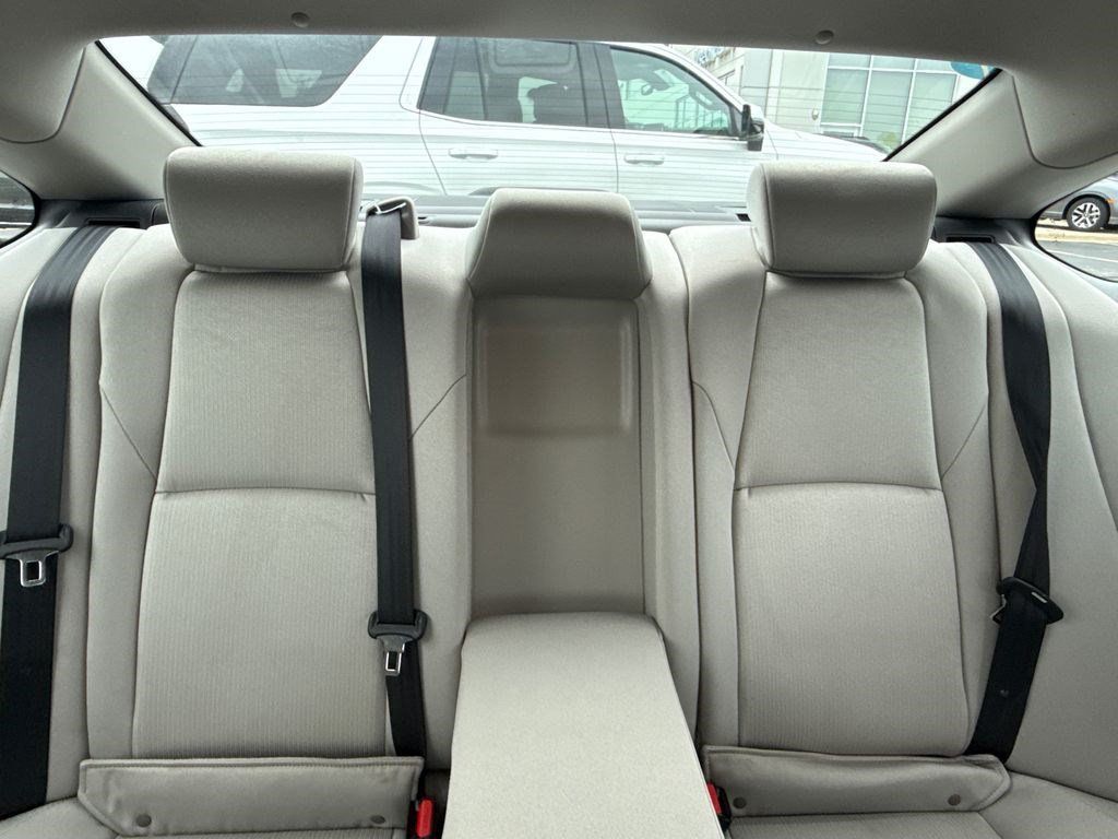 Certified 2021 Honda Accord EX image 19