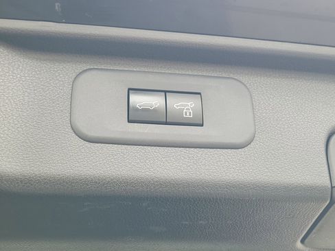 Certified 2024 Toyota Grand Highlander Limited image 11