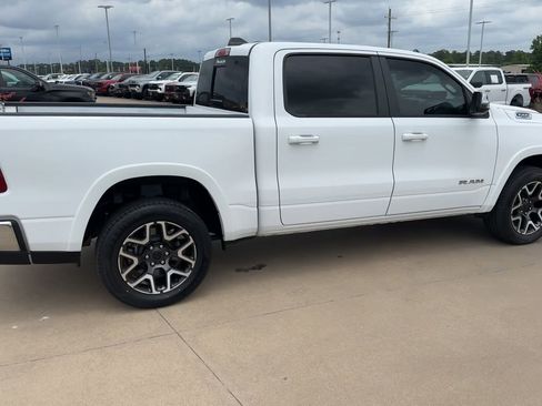 Used 2025 RAM 1500 Laramie AWD/4WD image 9