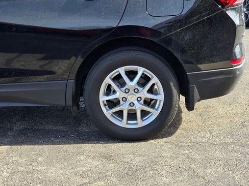 Used 2023 Chevrolet Equinox LT image 15