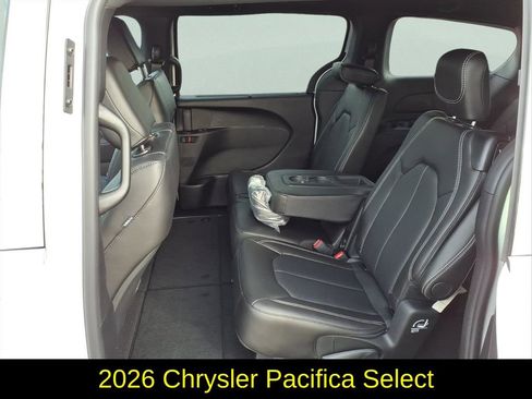 New 2026 Chrysler Pacifica Select image 11