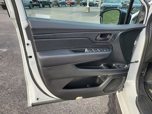 Used 2023 Honda Odyssey Sport image 19