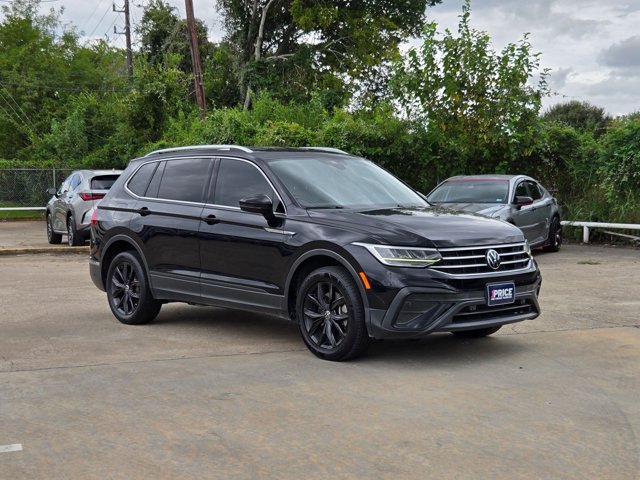 Used 2022 Volkswagen Tiguan SE FWD image 3