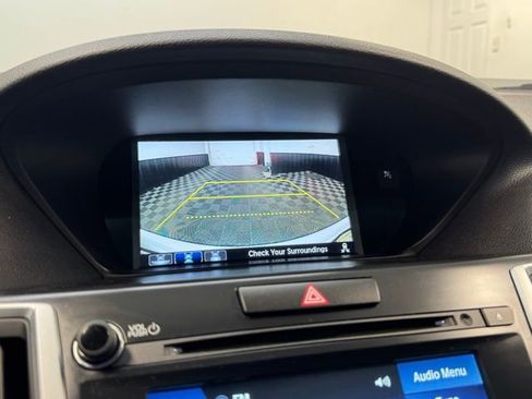 Used 2020 Acura TLX image 18