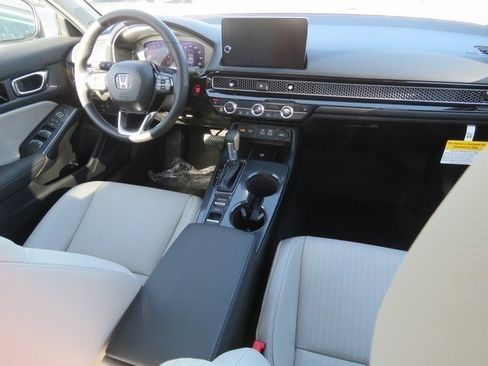 Certified 2024 Honda Civic Touring image 9