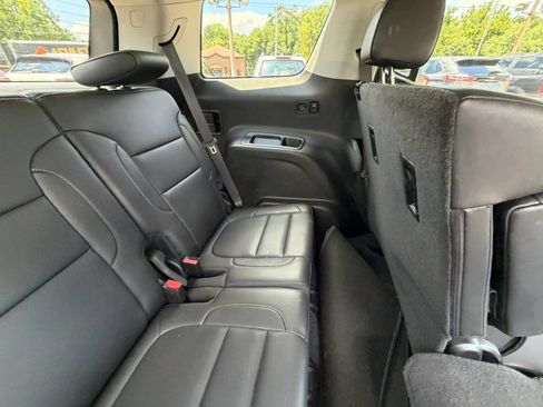 Used 2023 GMC Acadia SLT AWD/4WD image 28