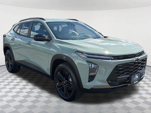 New 2026 Chevrolet Trax ACTIV w/ Driver Confidence Package image 3