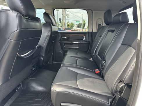 Used 2018 RAM 2500 Laramie w/ Convenience Group image 12