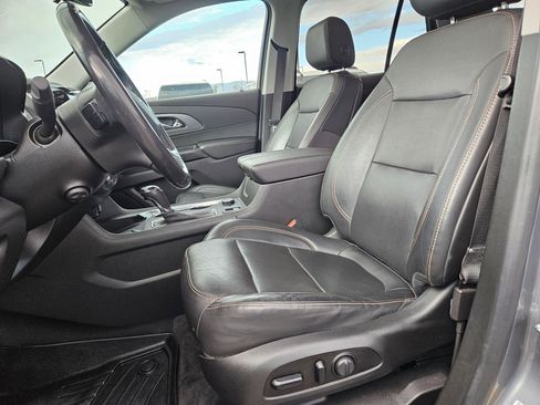 Used 2020 Chevrolet Traverse Premier AWD/4WD image 17